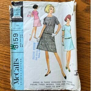 Vintage 1960s McCalls 8159 Sewing Pattern Size XS-S Knee Length Dress COMPLETE